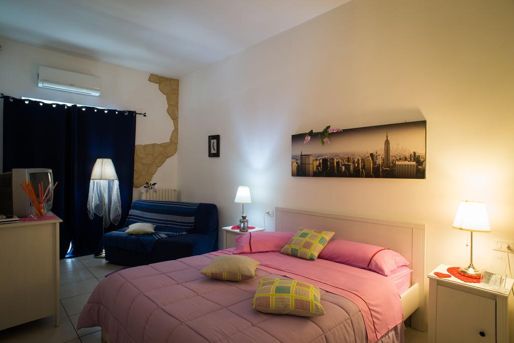 Suites Rome Pescara Bagian luar foto
